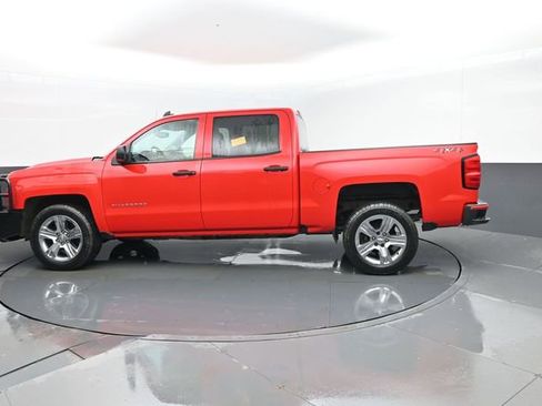 Used 2018 Chevrolet Silverado 1500 Custom w/ Custom Value Package image 27