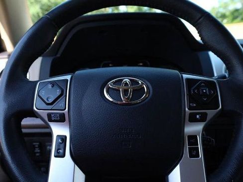 Used 2021 Toyota Tundra Limited w/ Limited Premium Package AWD/4WD image 10