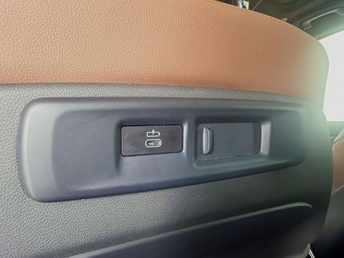 Used 2021 BMW X5 M50i w/ Executive Package AWD/4WD image 22