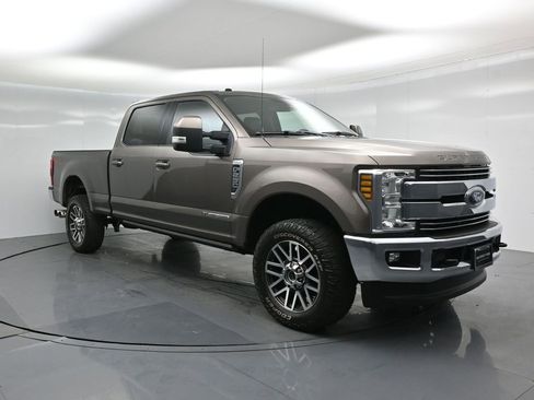 Certified 2018 Ford F250 Lariat w/ Lariat Ultimate Package image 57