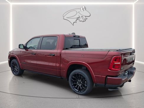 Used 2025 RAM 1500 Limited AWD/4WD image 3