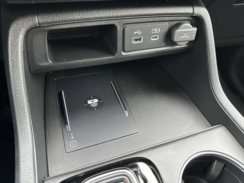 Certified 2025 Honda Pilot Touring image 27