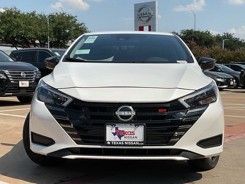 New 2025 Nissan Versa SR w/ Trunk Package image 3