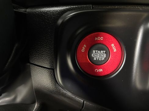 Used 2022 Jeep Gladiator Sport AWD/4WD image 16