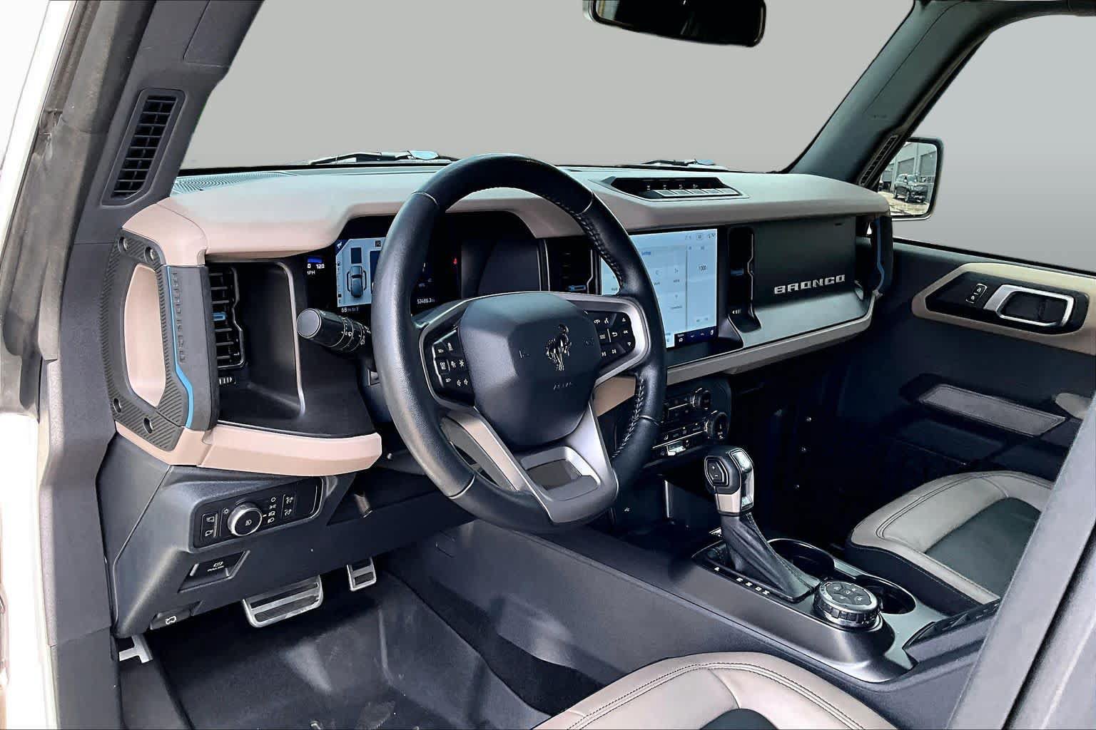 Used 2022 Ford Bronco Wildtrak AWD/4WD image 18