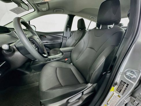 Used 2022 Toyota Prius L Eco FWD image 21