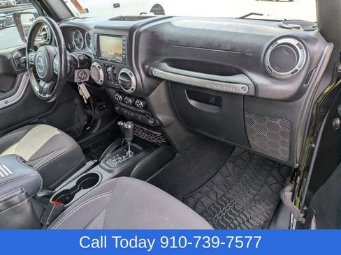 Used 2015 Jeep Wrangler Unlimited Rubicon w/ Dual Top Group AWD/4WD image 35
