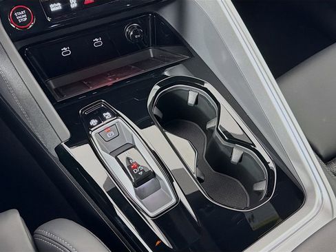 New 2025 Audi SQ5 Premium Plus image 17