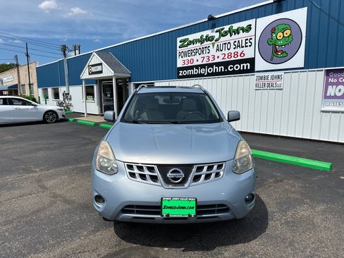 Used 2011 Nissan Rogue SV w/ SL Pkg AWD/4WD image 2