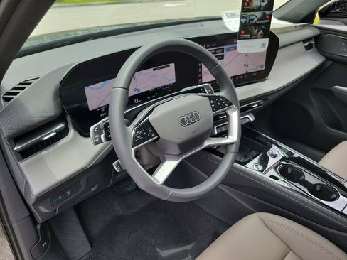 New 2026 Audi Q3 quattro 2.0T AWD/4WD image 7