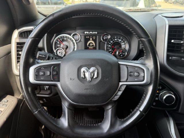 Used 2022 RAM 1500 Lone Star AWD/4WD image 16