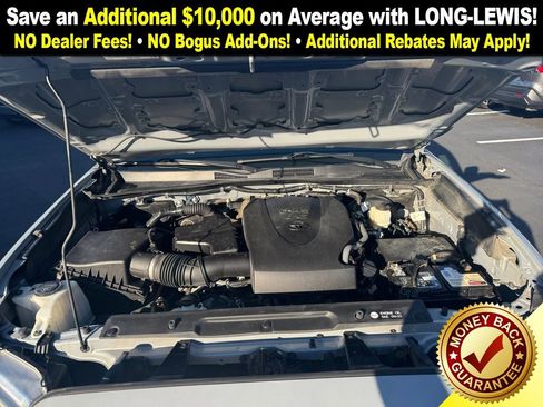 Used 2018 Toyota Tacoma Limited image 27