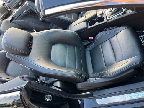 Used 2011 Mercedes-Benz E 550 Cabriolet image 20