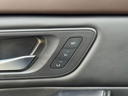 Used 2023 Nissan Rogue SL w/ SL Premium Package FWD image 17