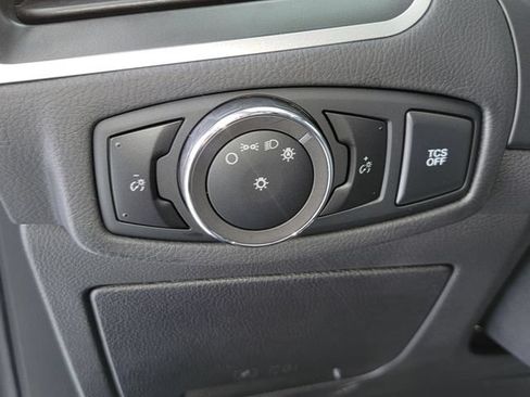 Used 2024 Ford Edge SE w/ Black Appearance Package AWD/4WD image 28