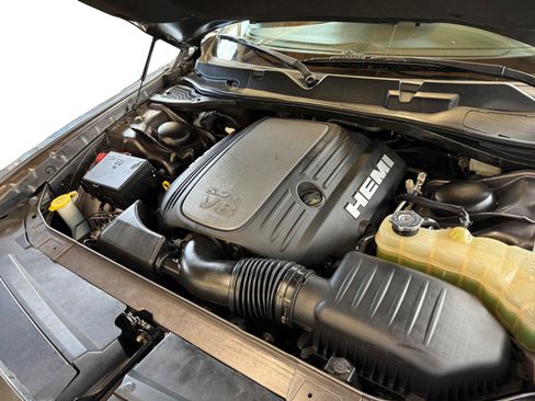 Used 2016 Dodge Challenger R/T Plus image 13