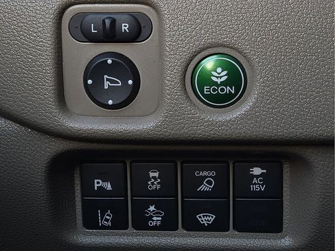 Used 2023 Honda Ridgeline RTL-E image 18