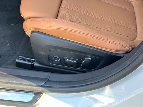 New 2026 BMW 330i xDrive 330i NA xDrive w/ Convenience Package image 17