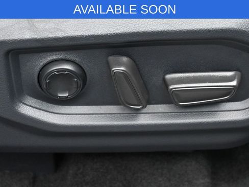 Used 2025 Toyota Tundra Platinum image 36