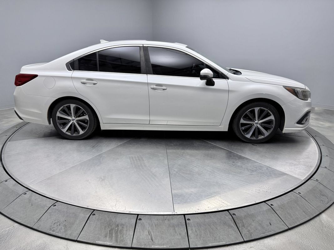 Used 2018 Subaru Legacy 2.5i Limited AWD/4WD image 4