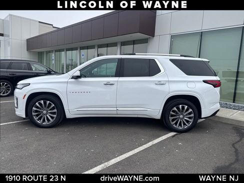 Used 2023 Chevrolet Traverse Premier w/ LPO, Floor Liner Package image 2