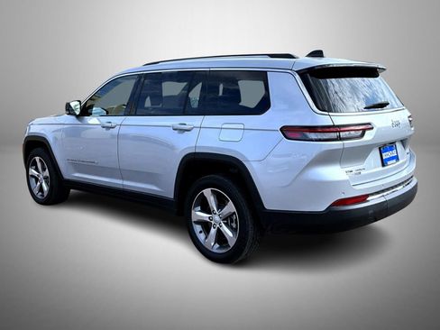 Used 2022 Jeep Grand Cherokee L Limited image 7