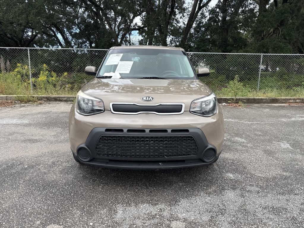 Used 2014 Kia Soul FWD image 2
