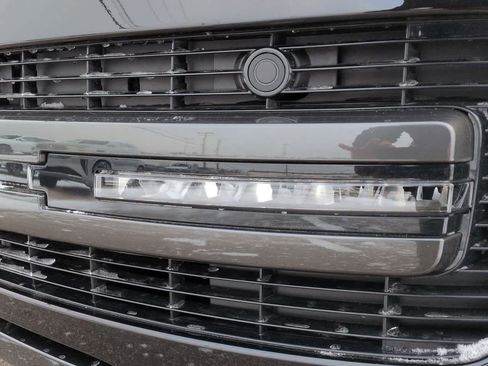 New 2026 Land Rover Range Rover SE image 10