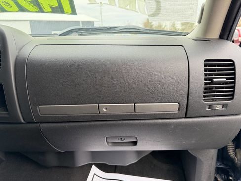 Used 2011 GMC Sierra 1500 SLE w/ Power Tech Package image 15