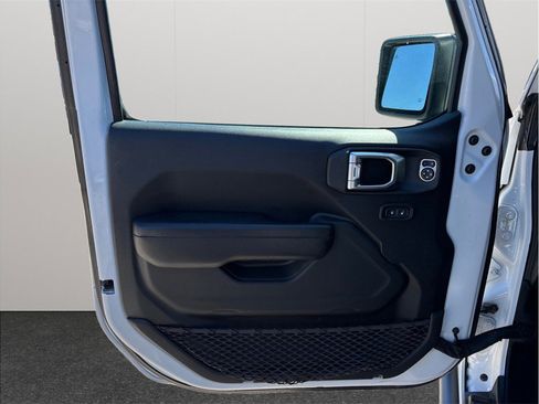 Used 2020 Jeep Wrangler Unlimited Rubicon image 22