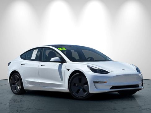 Used 2022 Tesla Model 3 Long Range AWD/4WD image 2
