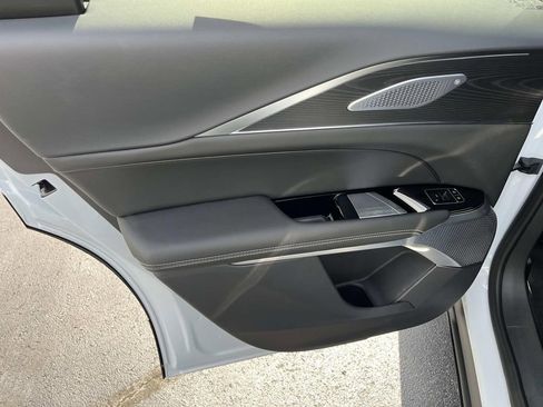 New 2026 Cadillac Lyriq Premium Sport image 17