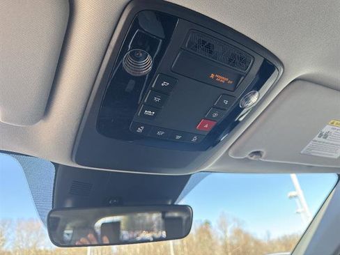 New 2026 Kia Carnival EX image 12