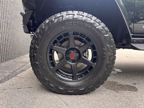 New 2026 Ford Bronco Raptor w/ Interior Carbon Fiber Pack AWD/4WD image 46