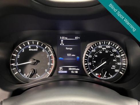 Used 2021 INFINITI Q60 Red Sport 400 RWD image 10