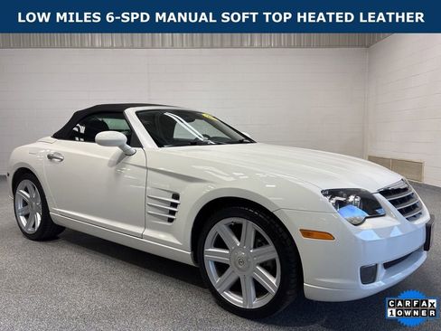Used 2006 Chrysler Crossfire Limited RWD image 1