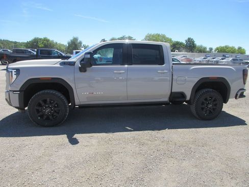 New 2026 GMC Sierra 2500 AT4 w/ AT4 Premium Plus Package AWD/4WD image 9