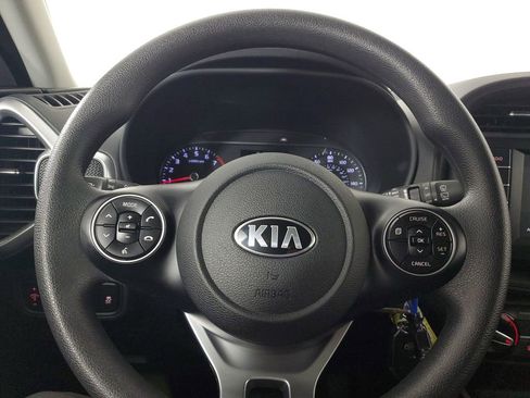 Certified 2021 Kia Soul S image 15