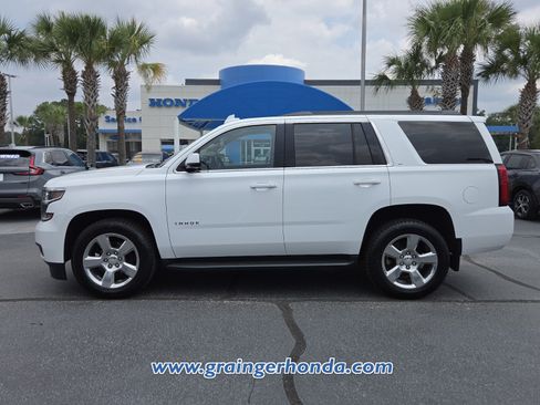 Used 2020 Chevrolet Tahoe LT RWD image 2