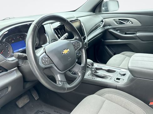 Used 2023 Chevrolet Traverse LT AWD/4WD image 10