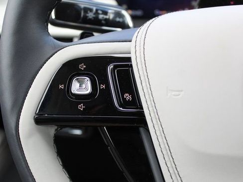 New 2026 Lincoln Aviator Reserve image 16