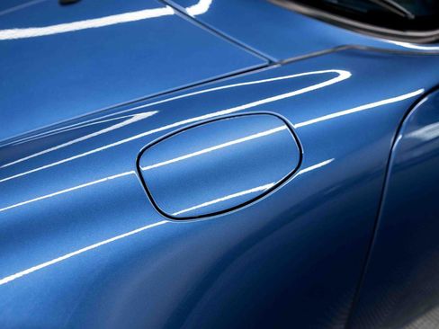 Used 1997 Porsche 911 Carrera RWD image 31