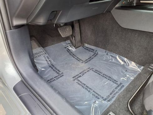 Used 2025 Toyota Camry LE FWD image 47