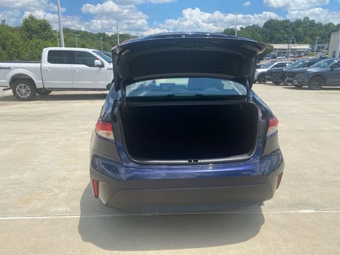 Used 2023 Toyota Corolla LE FWD image 18