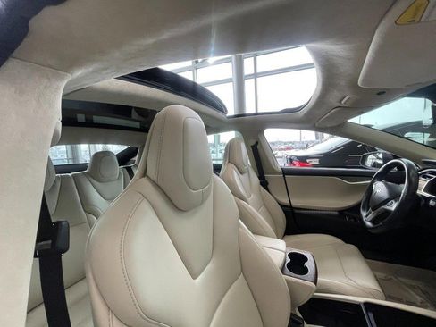 Used 2017 Tesla Model S P100D image 10