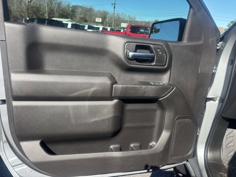 Used 2025 Chevrolet Silverado 1500 W/T image 12