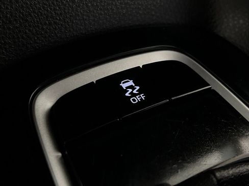 Used 2024 Toyota Corolla LE image 30