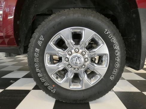 Used 2022 RAM 2500 Limited w/ Towing Technology Group image 8