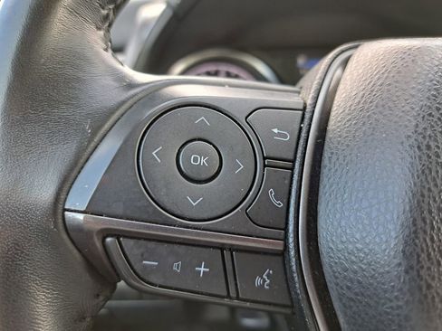 Used 2024 Toyota Camry SE image 14