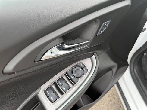 Used 2024 Chevrolet Malibu LT FWD image 25